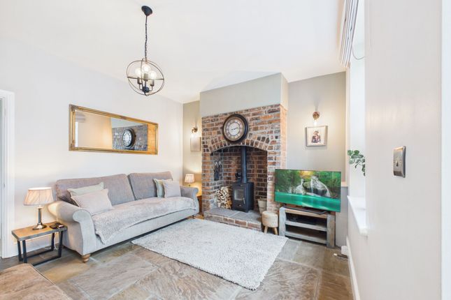 4 Ryecroft, Matlock photo 2