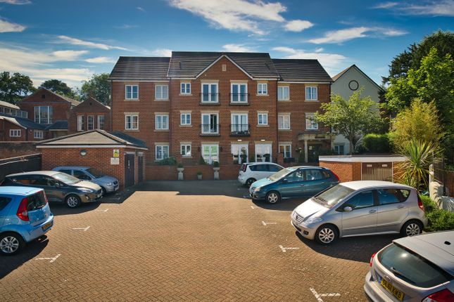 Thumbnail Property for sale in Wilshere Court, Queen Street, Hitchin