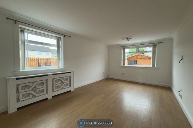 B Kestrel Place, Johnstone photo 5