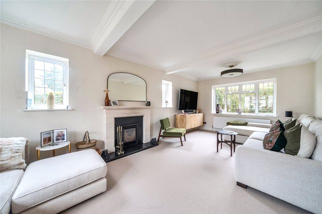 Gaverne Cottage,, Rushmore Hill, Orpington photo 2