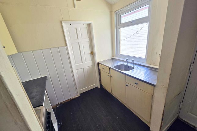 4 Myrtle Street, Middlesbrough photo 4