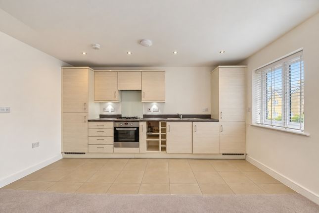 Lansbury Road - 2 Bedrooms, Newton Leys, Bletchley photo 3