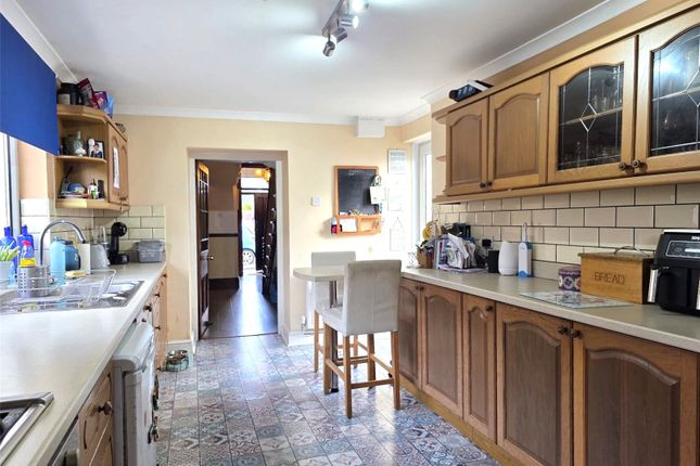 8, Woodbine Terrace, Pembrokeshire photo 4