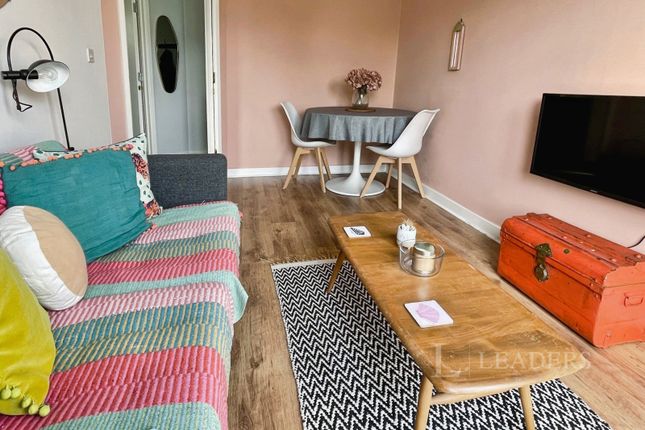 17, Acorn Avenue, Dorset photo 4
