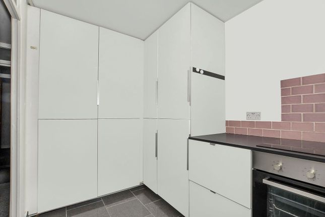 22, Hardwicke Place, St Albans photo 3