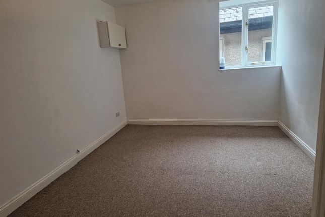 Flat 2, Harts Alley, Launceston photo 3