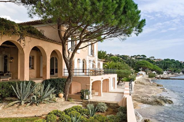Thumbnail Villa for sale in Grimaud, 83310, France