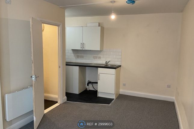 F Tudor Walk, Watford photo 2