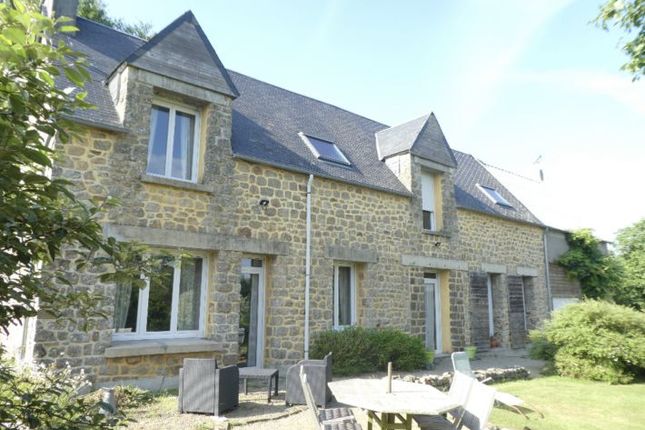 Detached house for sale in Saint-Barthelemy, Basse-Normandie, 50140, France