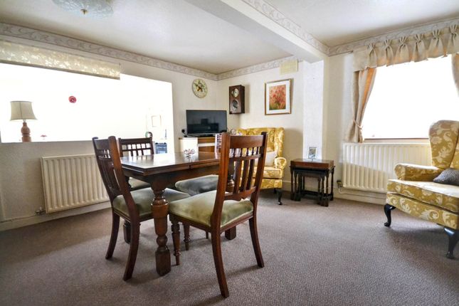 Pear Tree Cottage, Back Lane, Tewkesbury photo 5