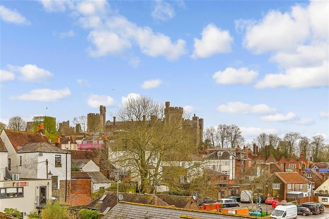 Flat for sale in Nineveh Shipyard, Arundel, West Sussex