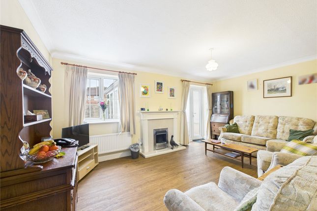 4, Mallard Close, Bristol photo 3