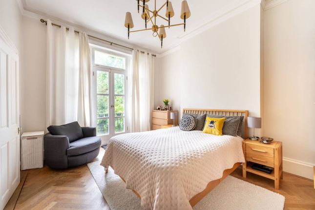 Thumbnail Flat for sale in Lansdowne Road, Notting Hill, London