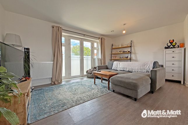 53 Oak Avenue, Wokingham, Berkshire photo 4