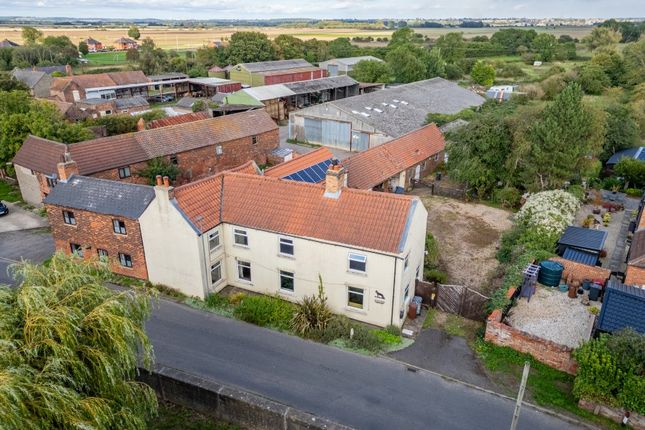 4-bed detached on Poplar Farm, High Street, £150,000
