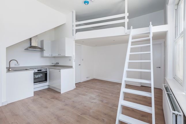 Thumbnail Studio to rent in Camden Road, Camden