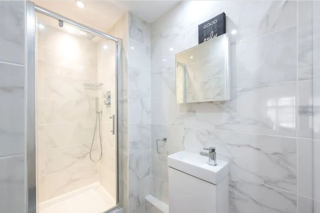 Flat 6, Copperfield House, London photo 4