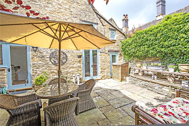 Windowbox Cottage, 27, Lower High Street, Burford photo 4
