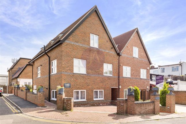 Thumbnail Flat for sale in Mentana Court, Leeway Close, Hatch End, Pinner