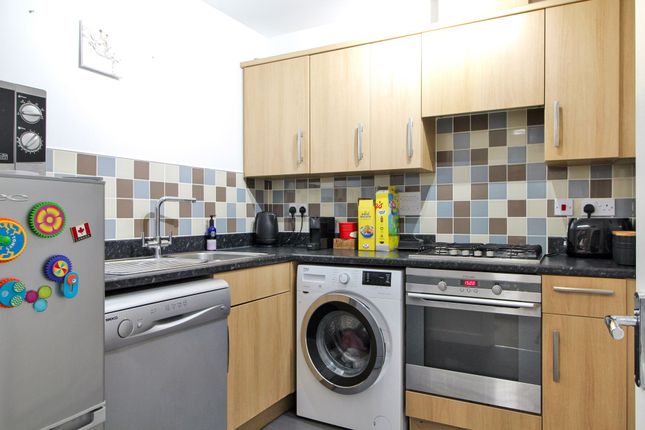 27 Brigadier Gardens, Ashford photo 4