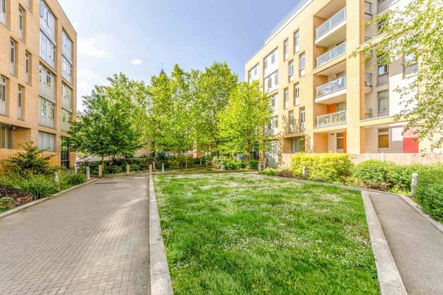 Thumbnail Flat for sale in Coral Apartments, Limehouse, London