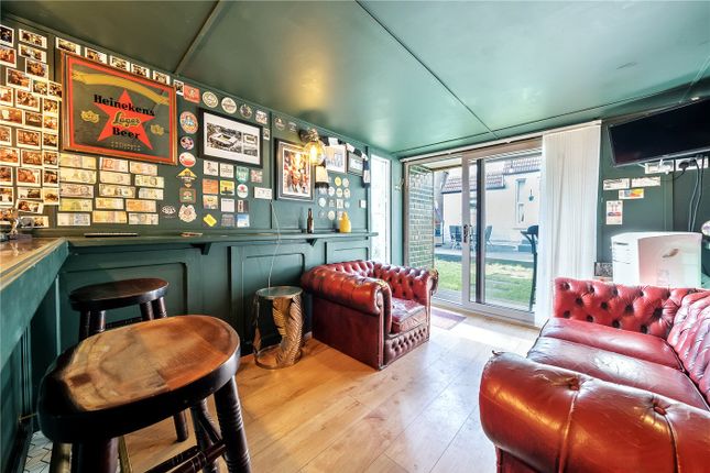 Flat for sale in Hurstbourne Road, London