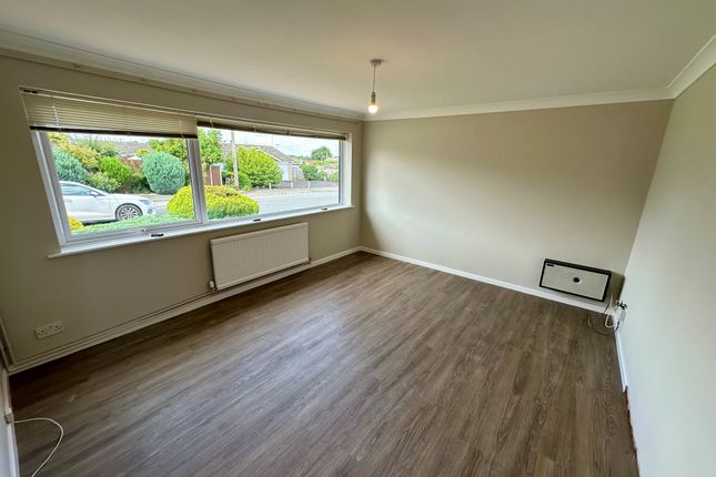 12, Heron Avenue, BRANDON photo 4