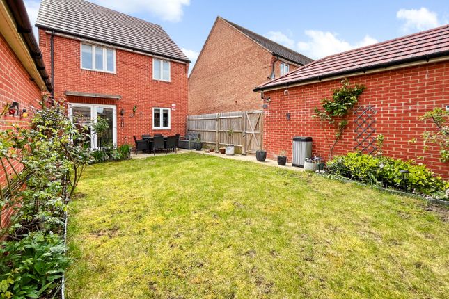 Detached house to rent in Lawrence Place, Shinfield, Reading, Berkshire