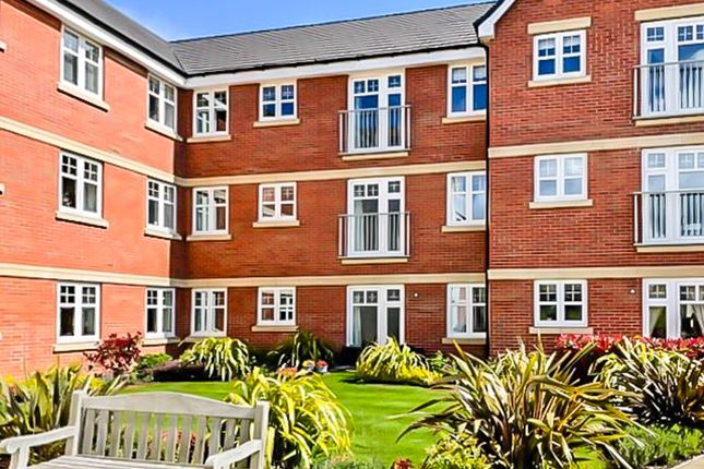 Flat to rent in Rosebud Court, Westfield Road, Wellingborough