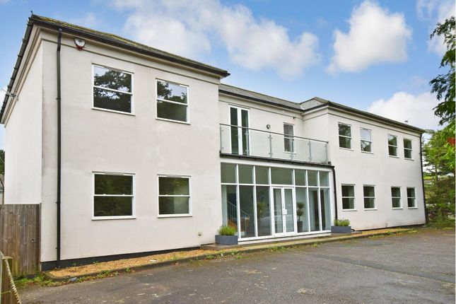 Thumbnail Flat to rent in Wedglen Industrial Estate, Midhurst