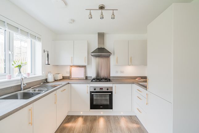35, Fairley Crescent, Edinburgh photo 3