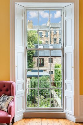 Flat for sale in 26 Gayfield Square, New Town, Edinburgh