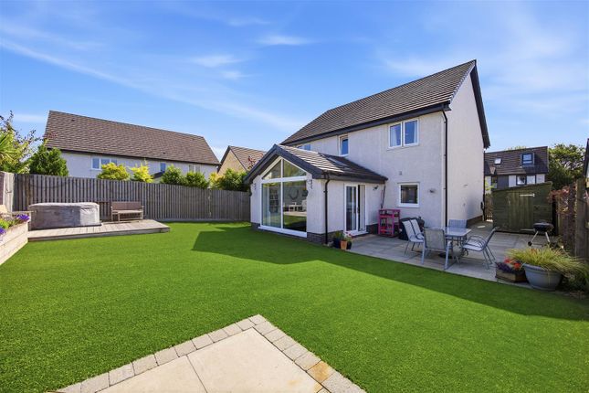 22, Cyprian Drive, Glasgow photo 2