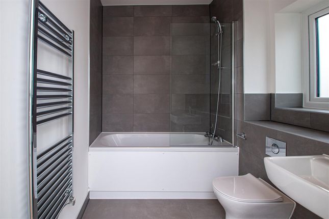 The Dunlin, Plot 9, Robert Ratcliffe Close, Ipswich photo 3