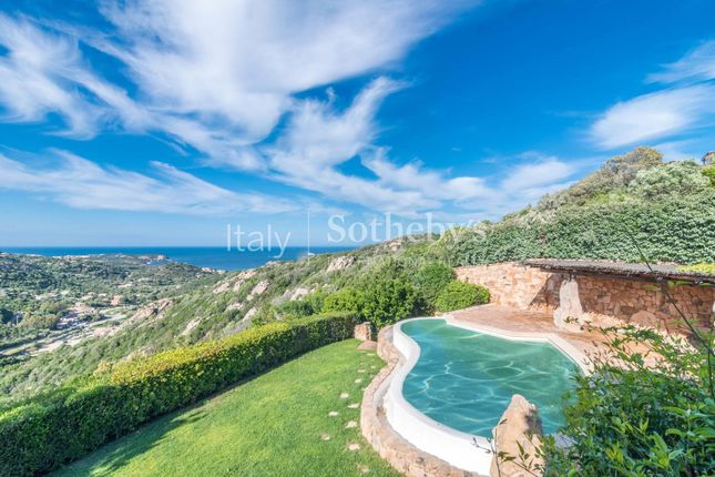 Villa for sale in Via Munti Tundi, Località Li Liccioli, Arzachena, Sardegna
