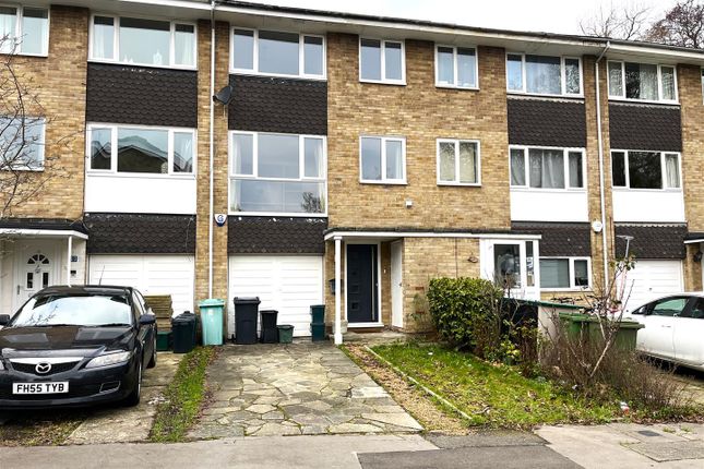 Thumbnail Property to rent in St. Davids Close, West Wickham