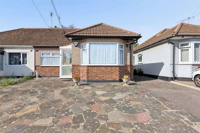 3-bed bungalow on 10, Carruthers Close, Essex, £350,000