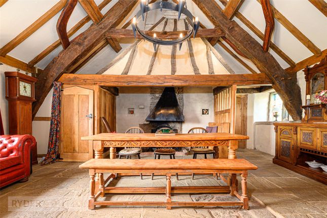 The Old Hall, 1, Slaithwaite Hall, West Yorkshire photo 4