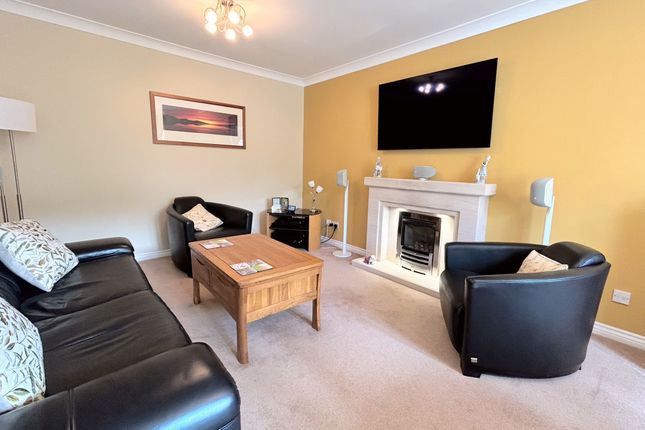 25, Venachar Road, Falkirk photo 3