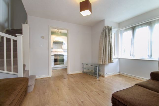 7, Elliott Avenue, Ruislip photo 3