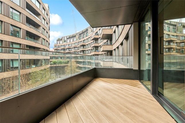 Apartment 305, 4, Wood Crescent, White City photo 2