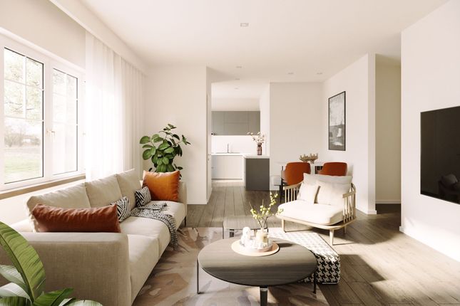 Flat for sale in St George's Court, Brighton Road, Hooley