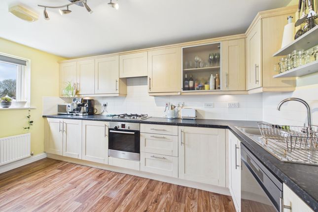 1 Buxton Close, Nottingham photo 2