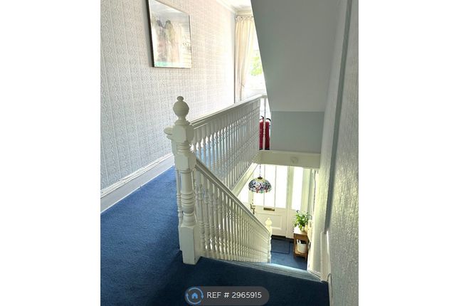 Carn Brae, Horsham Road, Dorking photo 2