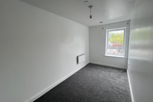 Flat for sale in Victoria Avenue East, Manchester