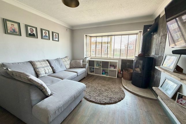 8, Shurville Close, Northampton photo 4