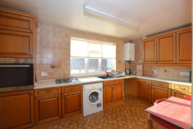 18, Dunleary Close, Whitton / Hounslow photo 4