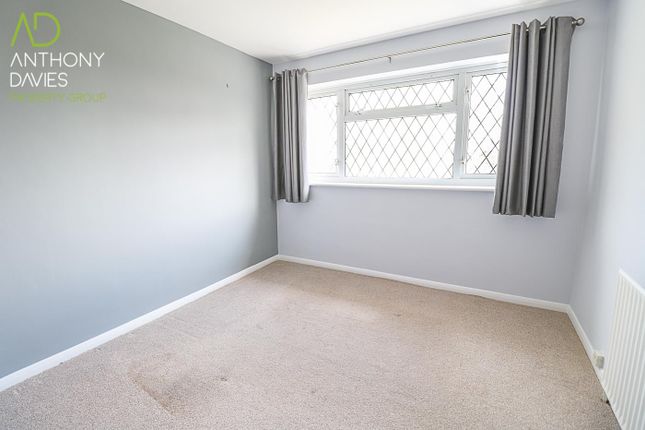 End terrace house to rent in Claremont, Cheshunt, Waltham Cross