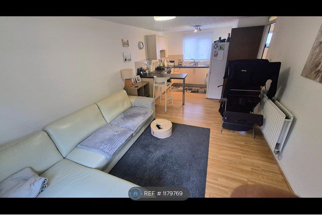 Stubbs Court, Andover photo 2