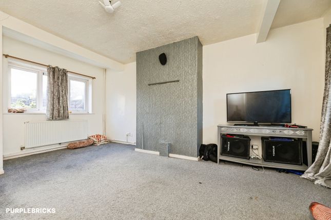 116, Foxglove Road, Sheffield photo 2